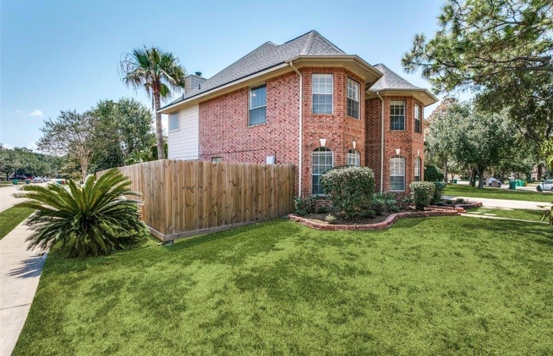 2601 Broussard Court