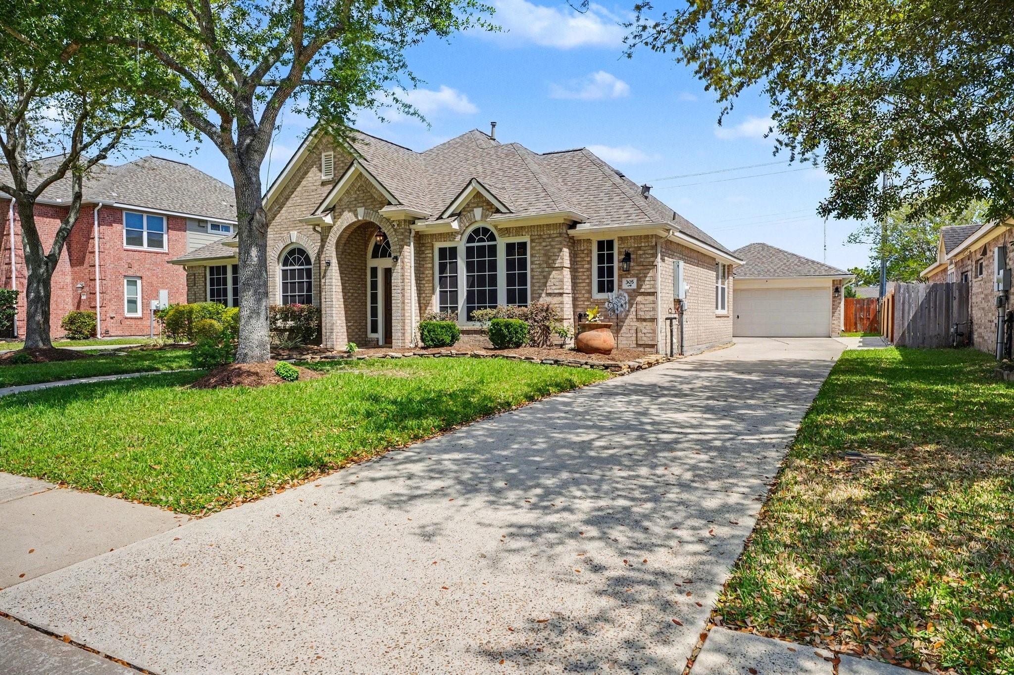 305 Watercrest Harbor Lane