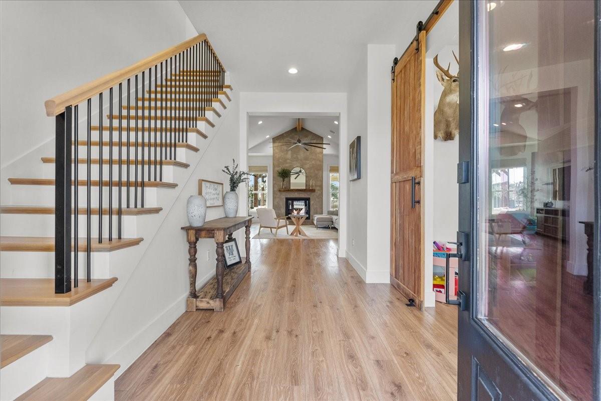 Alvin, Texas, 77511, United States, 4 Bedrooms Bedrooms, ,5 BathroomsBathrooms,Residential,Active,2020117