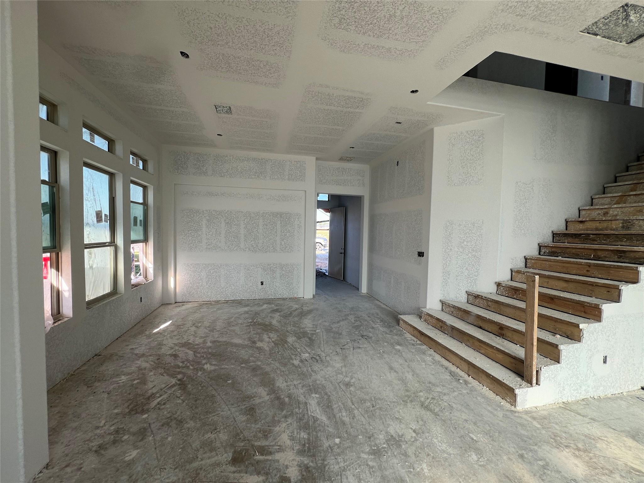 124 Peninsula Point Drive