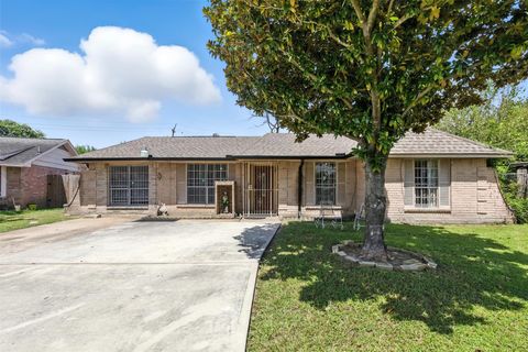 Photo of 4103 Sandydale Lane, Houston, TX 77039 (MLS # 56784491)