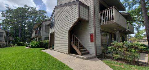 Photo of 12900 Walden Road #422D, Montgomery, TX 77356 (MLS # 39302663)