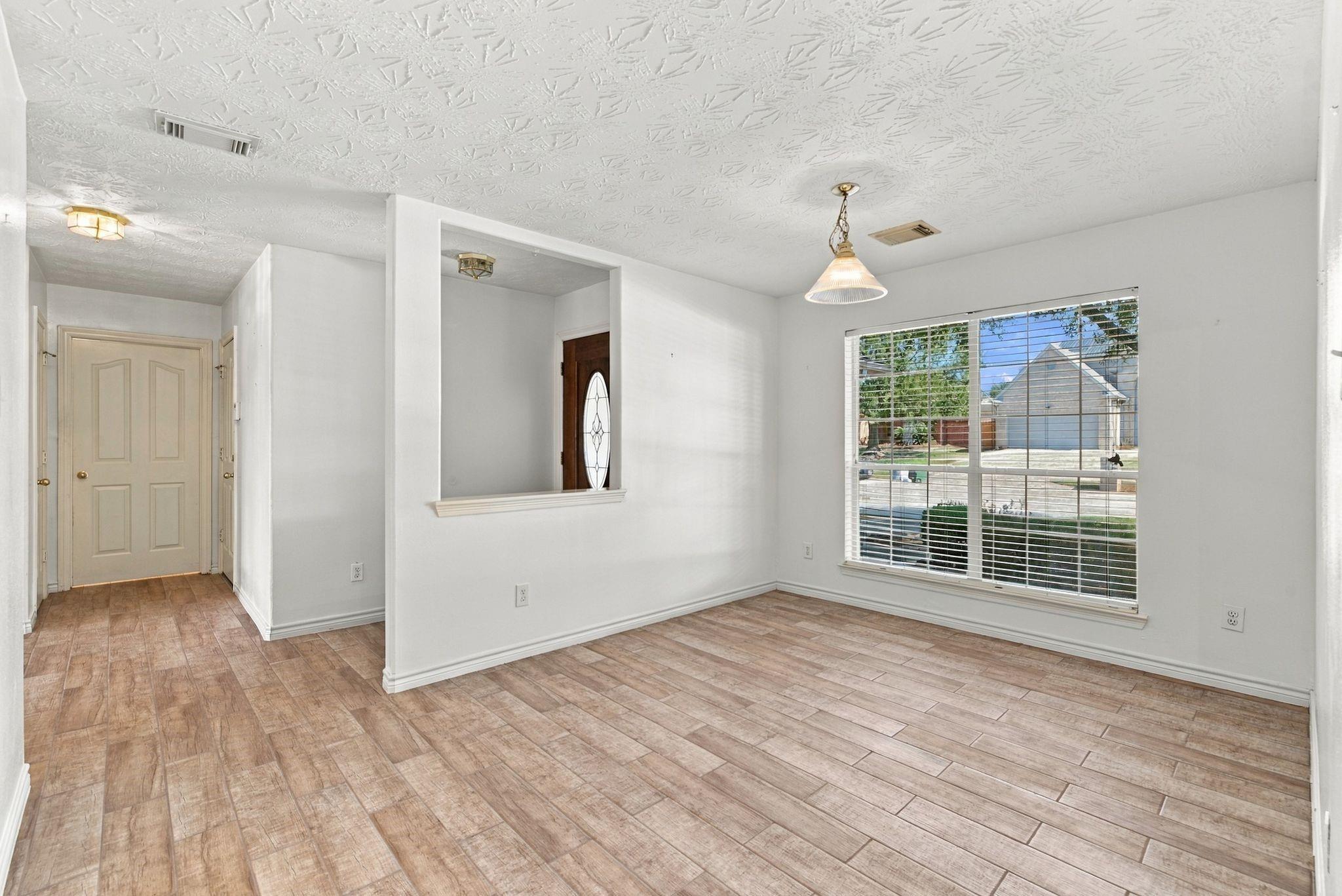 24007 Floragate Drive