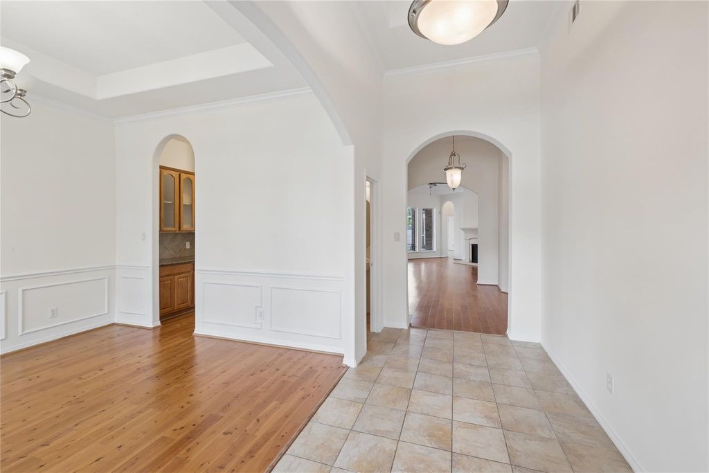 Photo of 4807 Wellington Way, Houston, TX 77069 (MLS # 32211682)