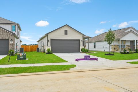 Photo of 1887 Redwood Lane, Dayton, TX 77535 (MLS # 51559884)