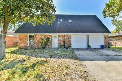 Photo of 741 Rutgers Lane, Deer Park, TX 77536 (MLS # 51240003)