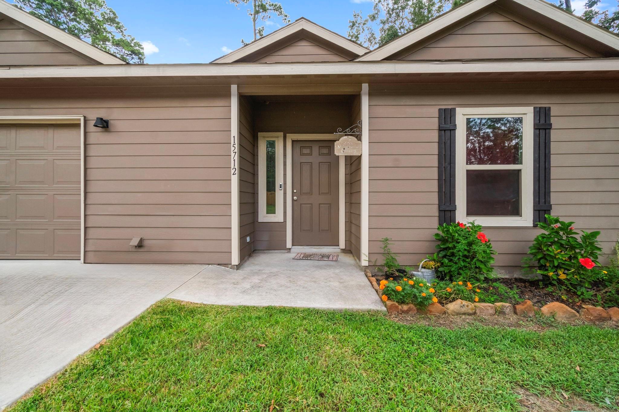 15712 Cottonwood Drive Drive
