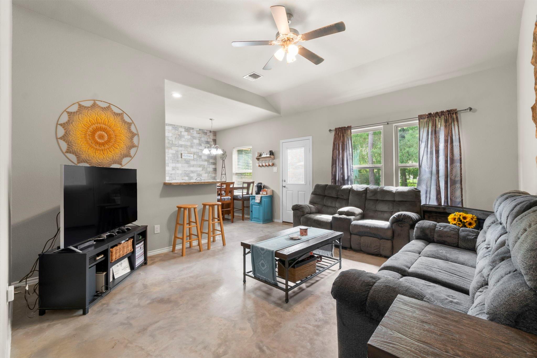 15712 Cottonwood Drive Drive