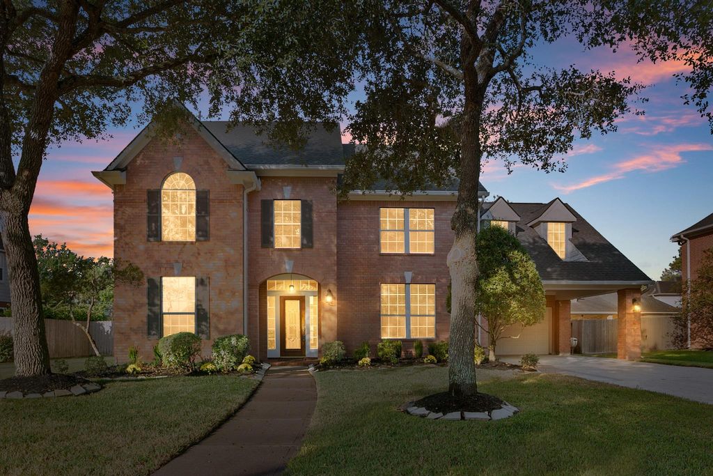 Photo of 4818 Pine Heather Court, Houston, TX 77059 (MLS # 78382760)