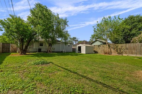 Tiny photo for 5931 Southville Street, Houston, TX 77033 (MLS # 48645400)