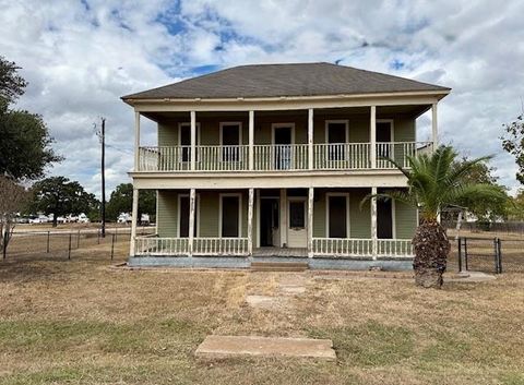 203 Grover Street Ellinger TX 78938