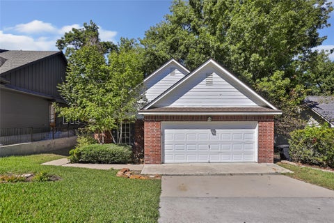 Photo of 108 Harbour Town Circle, Conroe, TX 77356 (MLS # 30126001)