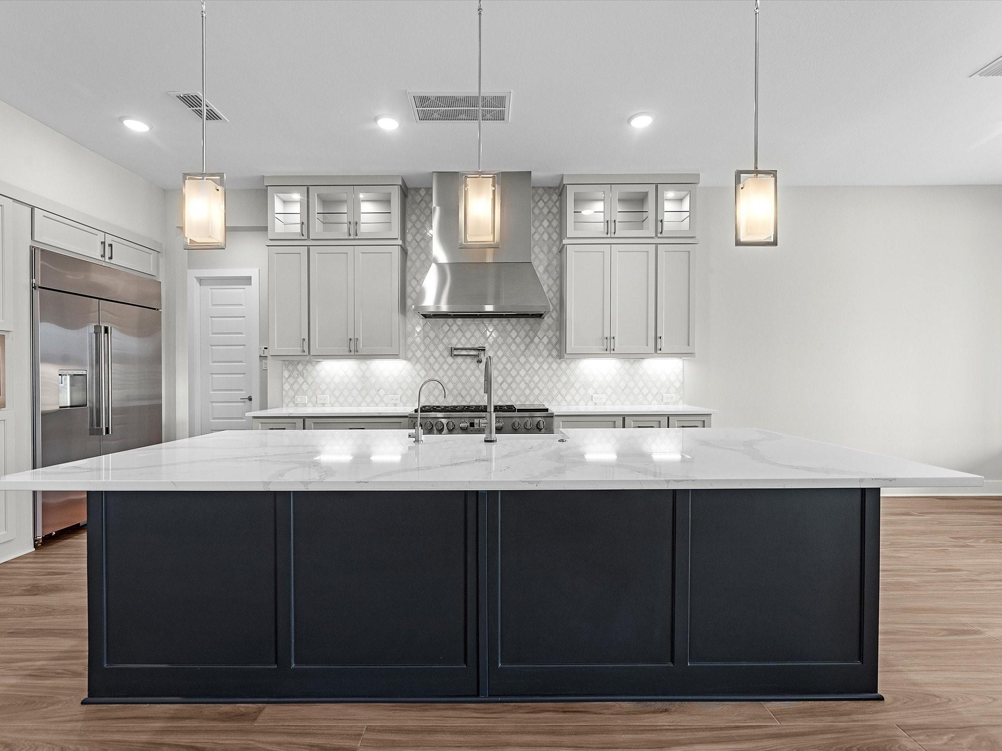 23 Woodland Creek Court