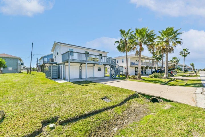 Photo 1 of 32 — 4110 Fort Bend Drive, Galveston, TX 77554