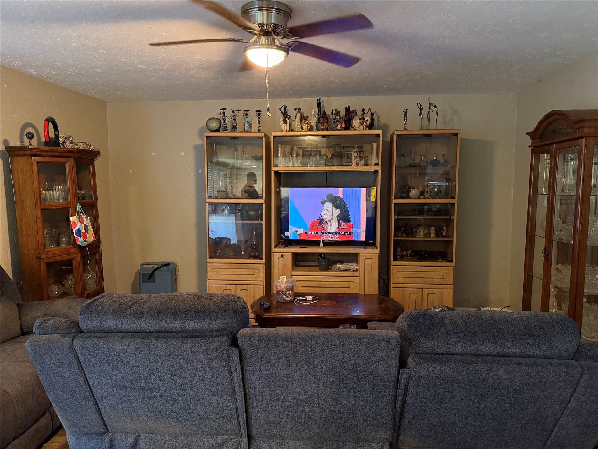 3103 Meadowview Drive