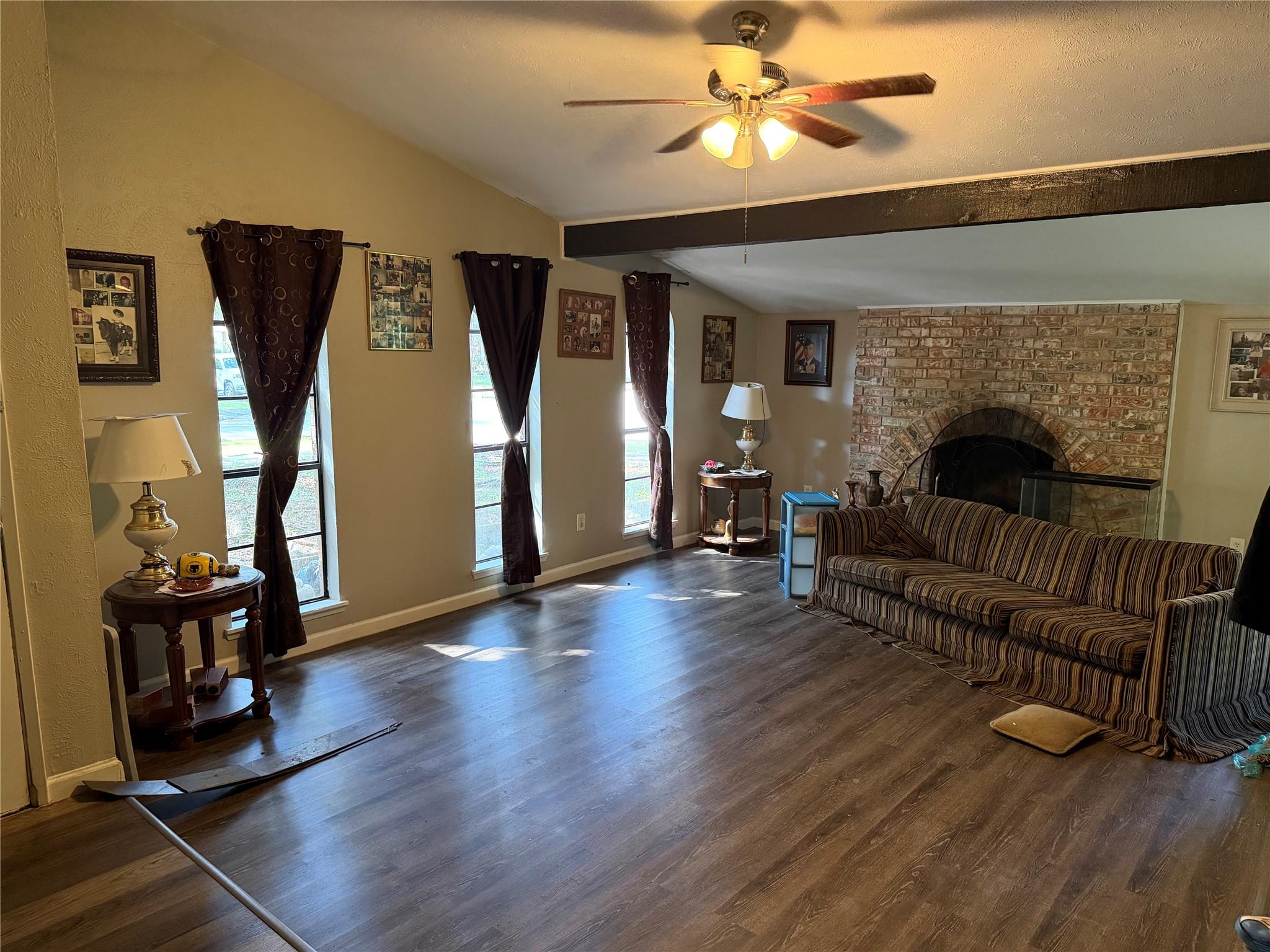 3103 Meadowview Drive