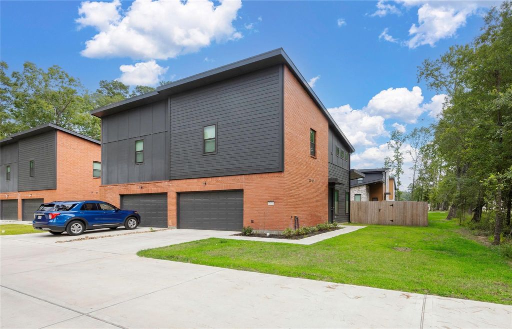 Photo of 2521 Appian Way #B, Roman Forest, TX 77357 (MLS # 81535724)