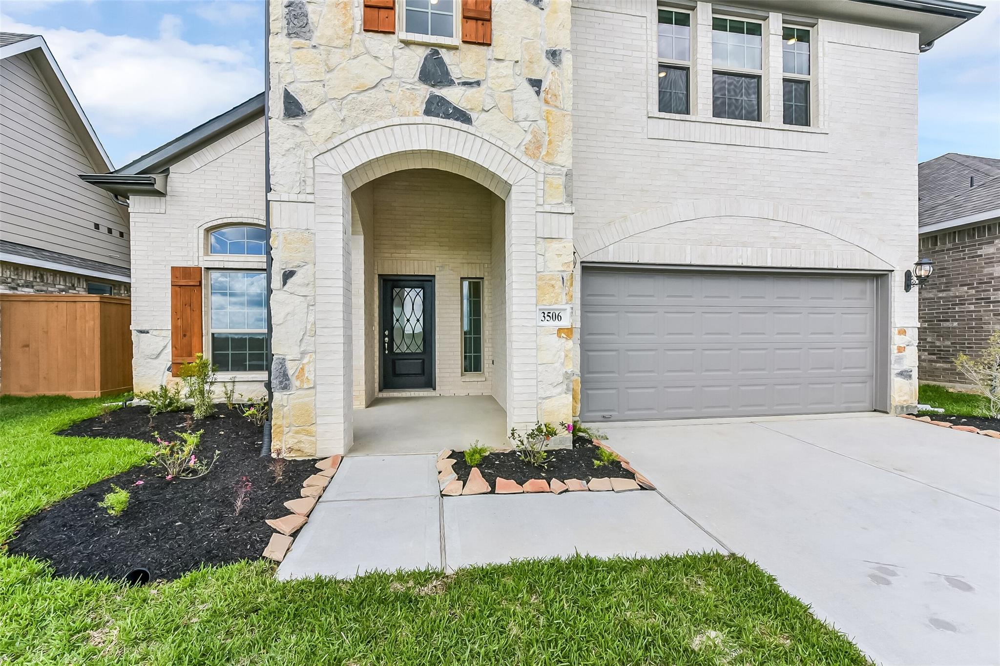 3506 Mount Scenery Lane