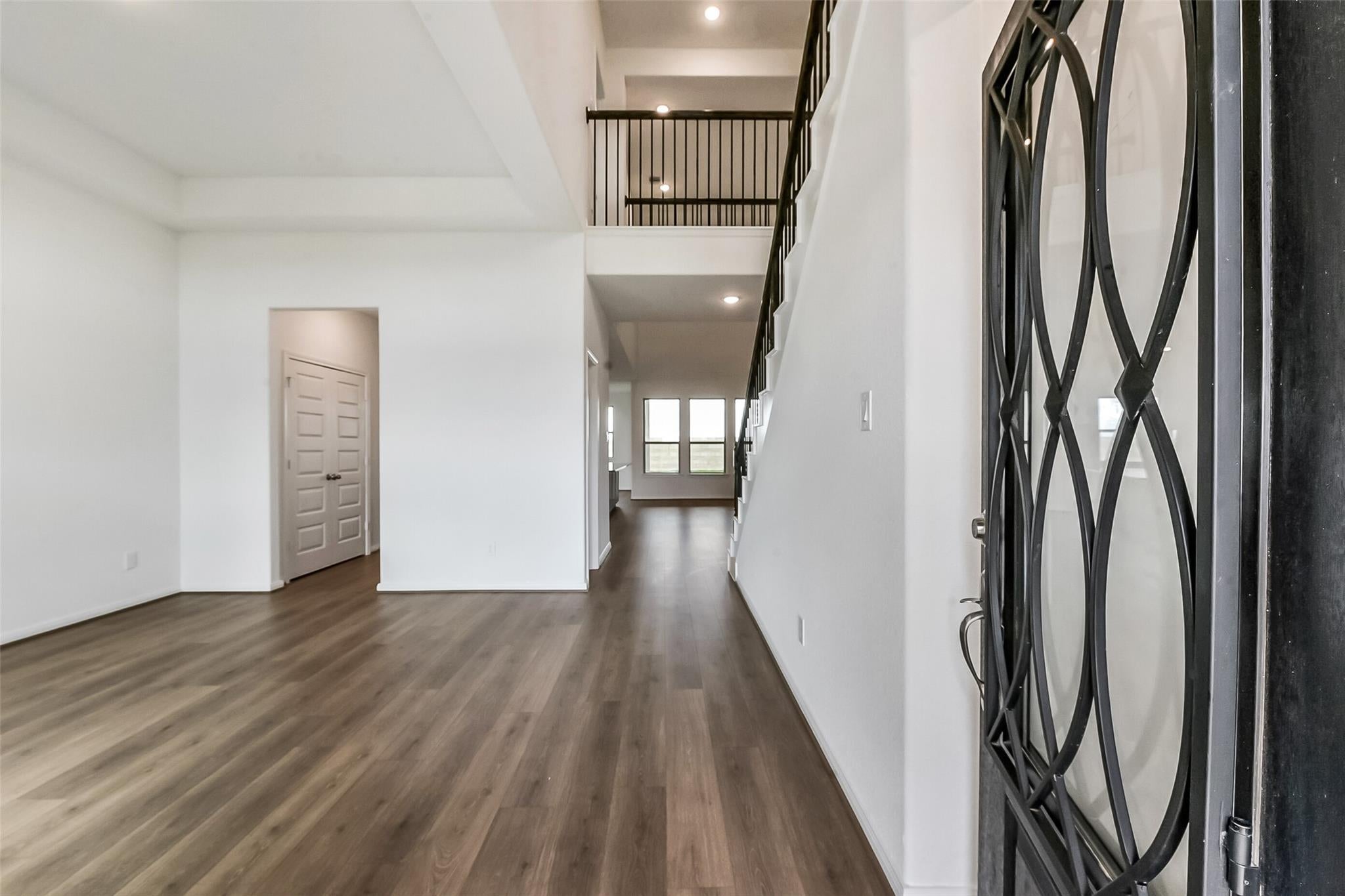 3506 Mount Scenery Lane