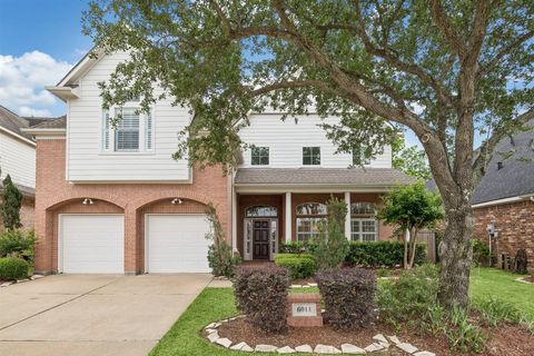 Homes For Sale - 6011 Katie Leigh Lane<br/> Sugar Land, TX 77479