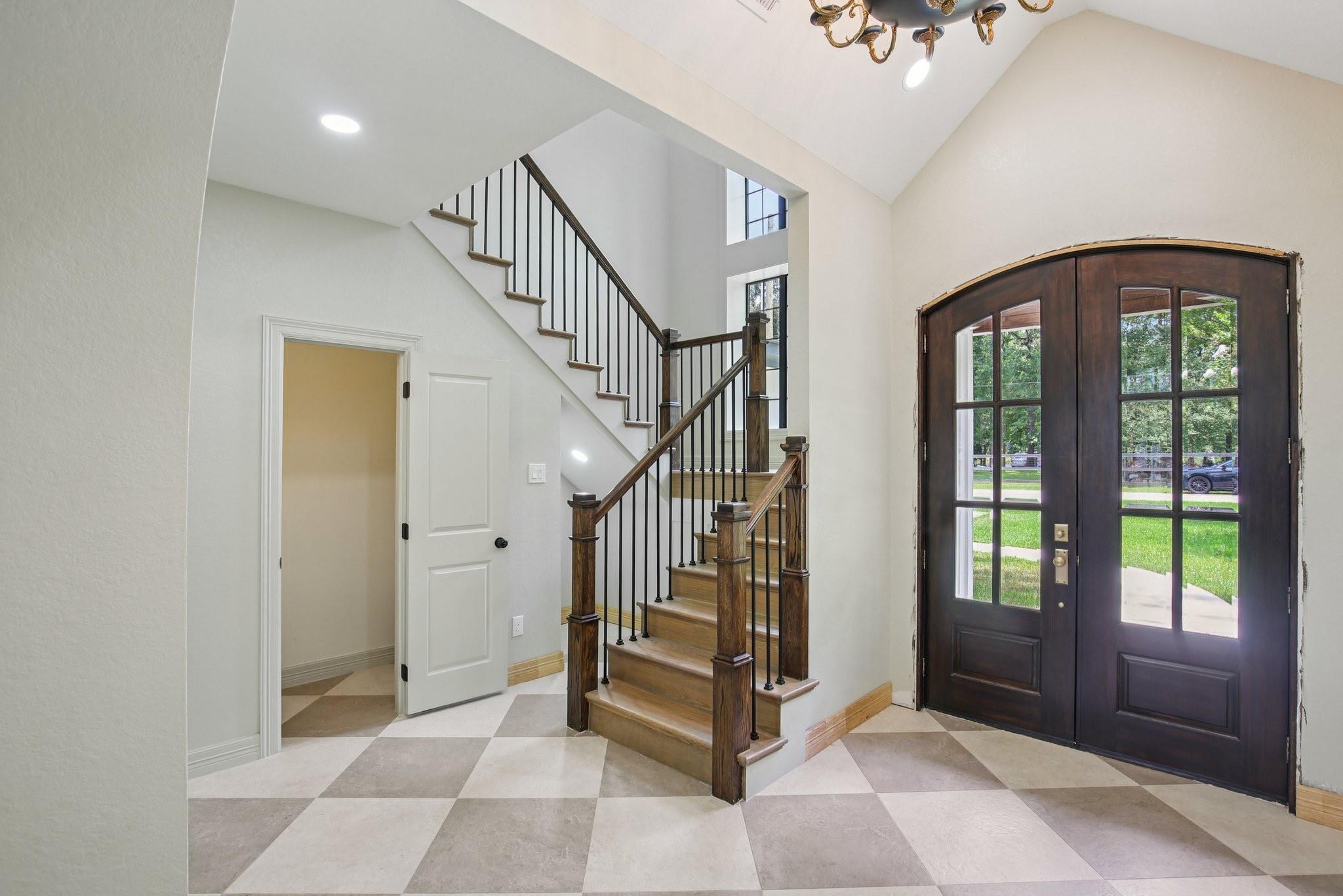 15471 Arrowhead Loop W