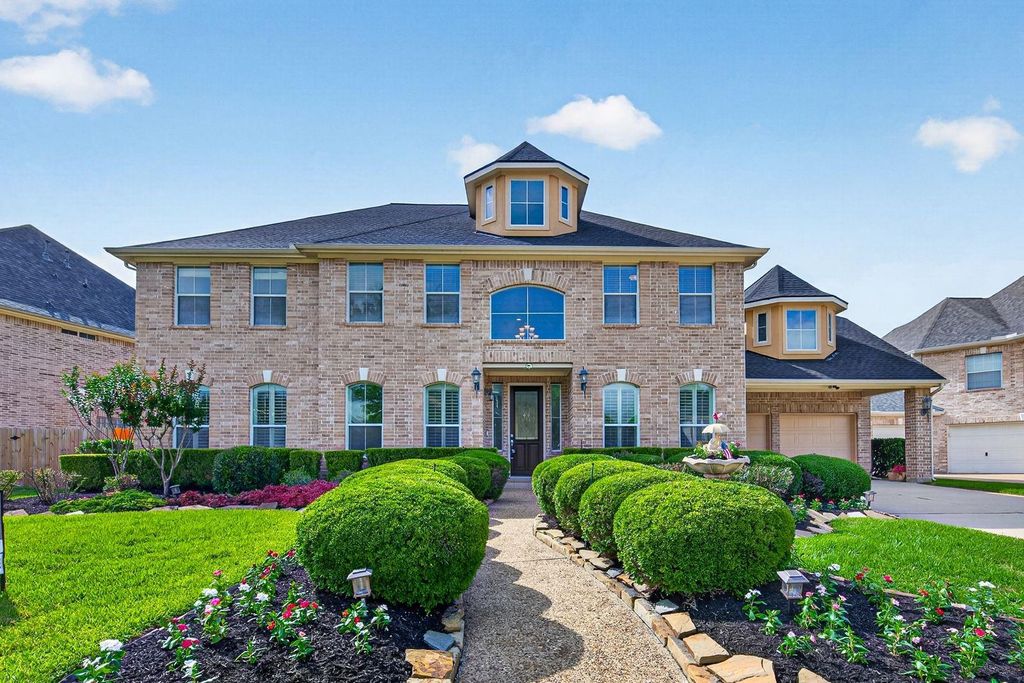 Photo of 2315 Vinemead Court, Katy, TX 77450 (MLS # 16287838)