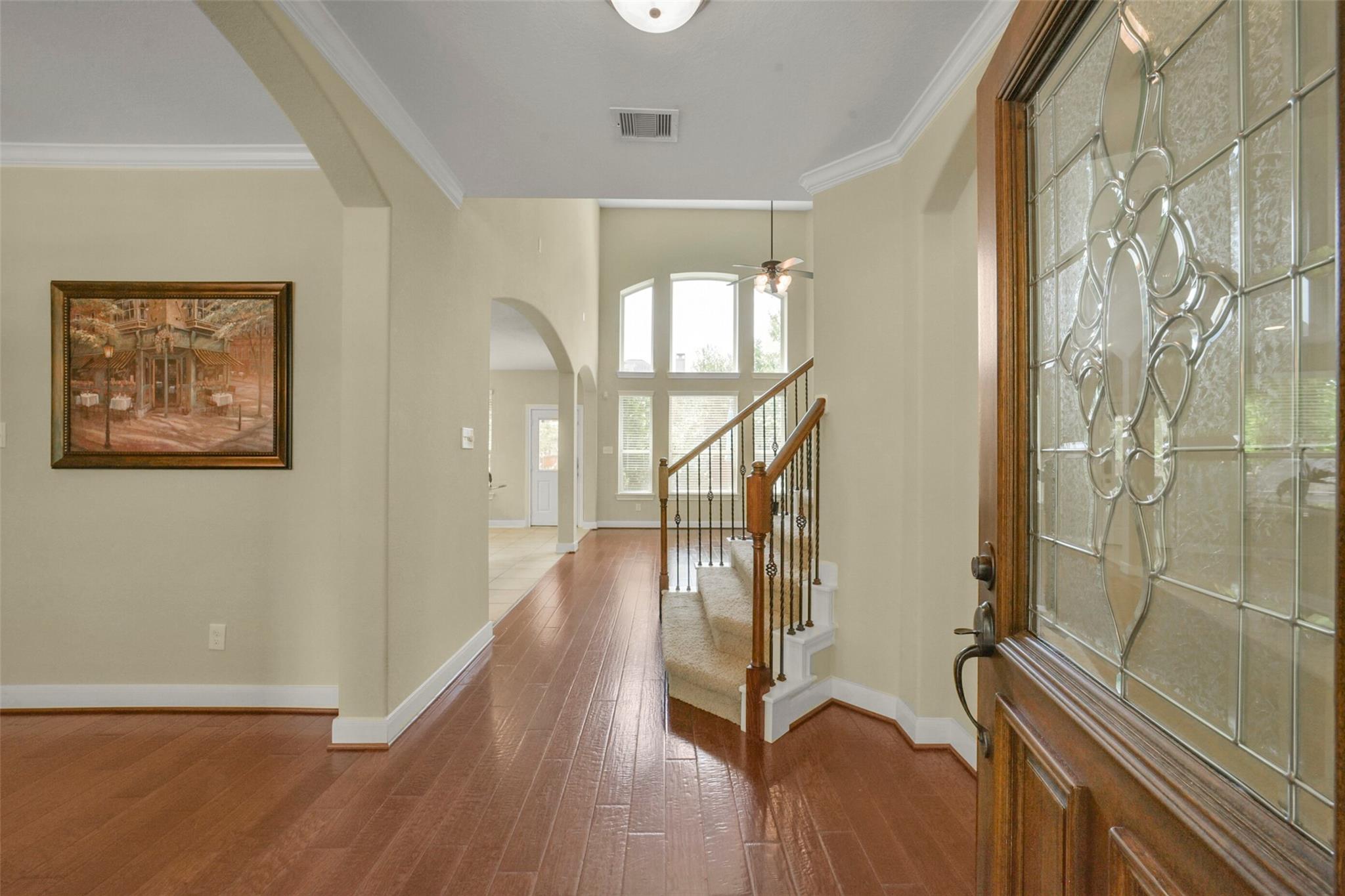 110 N Victoriana Circle