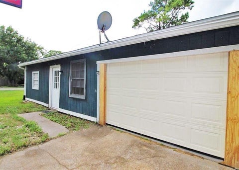 Photo of 2460 W Shane Street #2, Alvin, TX 77511 (MLS # 17951153)