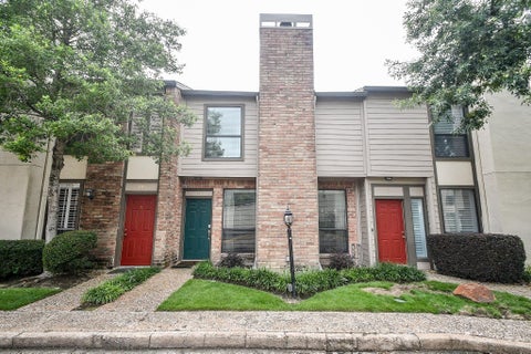 Photo of 1201 Mcduffie Street #192, Houston, TX 77019 (MLS # 26590793)