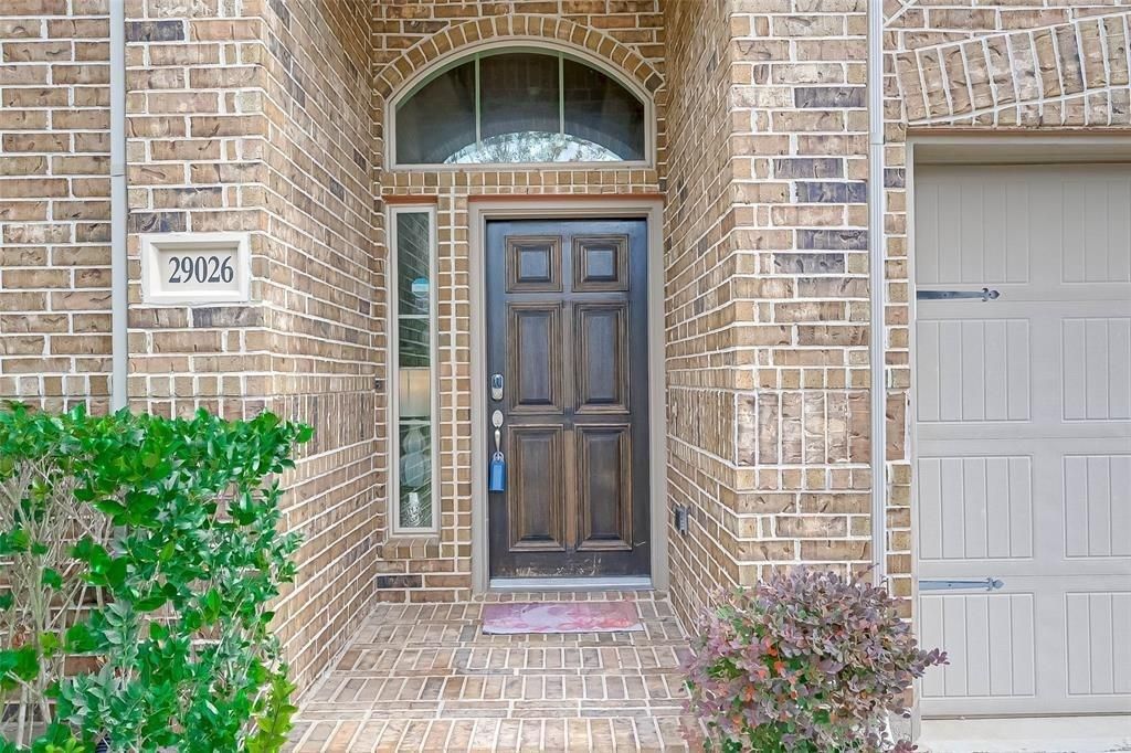 Photo of 29026 Crystal Rose Lane, Fulshear, TX 77441 (MLS # 48899612)