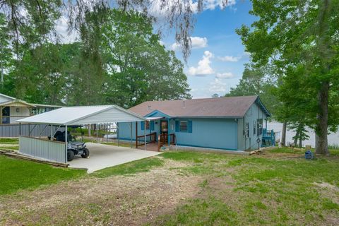 Photo of 20 Waco DR, Elkhart, TX 75839 (MLS # 96631965)