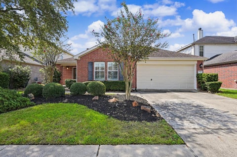 Homes For Sale - 29718 Legends Green Drive<br/> Spring, TX 77386