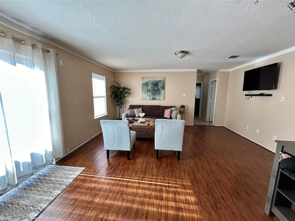 Photo of 13207 Gatton Park Drive, Houston, TX 77066 (MLS # 35729792)