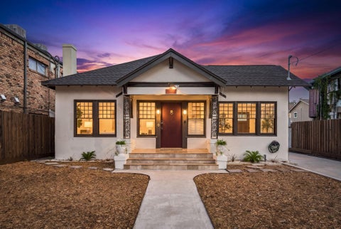 Photo of 516 W Main Street, Houston, TX 77006 (MLS # 22314005)