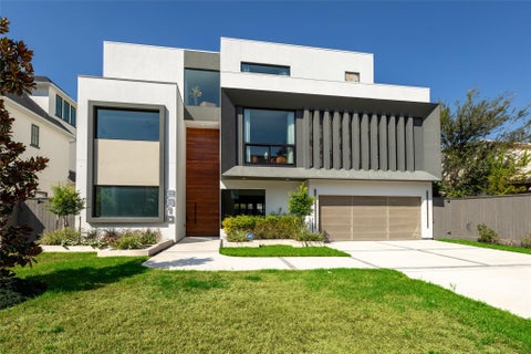 Photo of 2610 Westgrove Lane, Houston, TX 77027 (MLS # 95346528)
