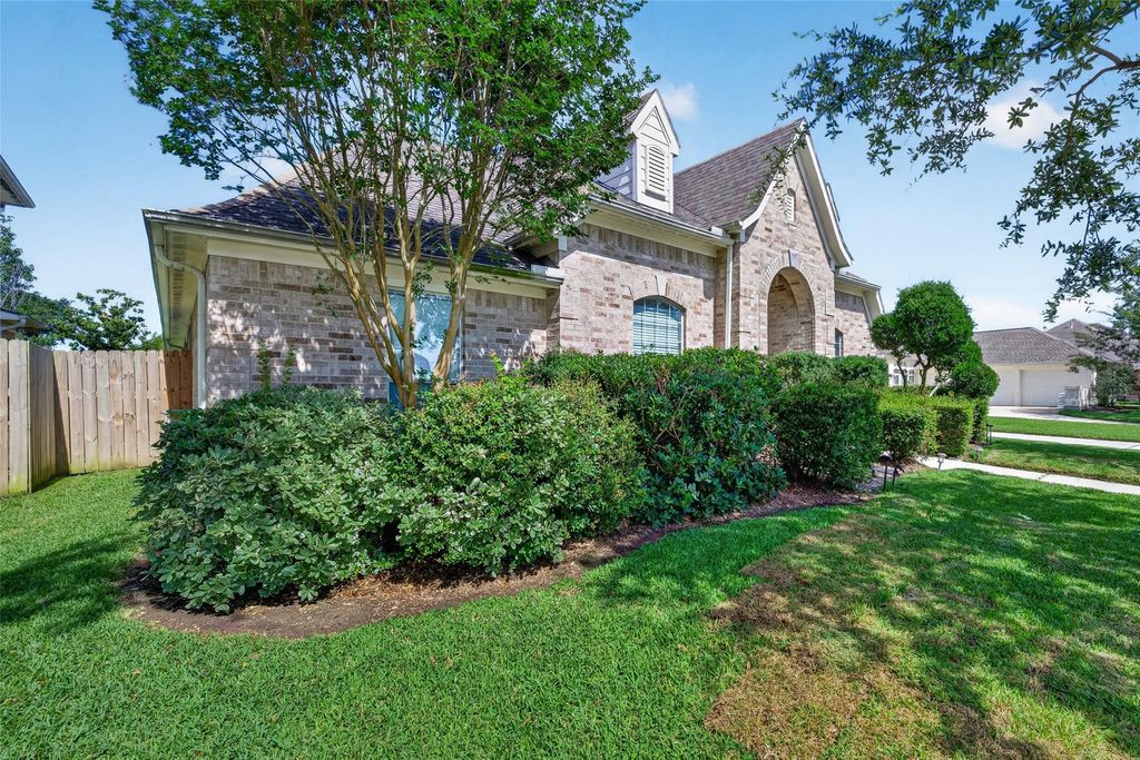 Photo of 4003 Copper Creek, Baytown, TX 77521 (MLS # 82078022)