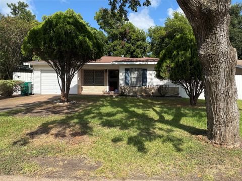 Photo of 2113 Glendale Street, La Marque, TX 77568 (MLS # 11440544)