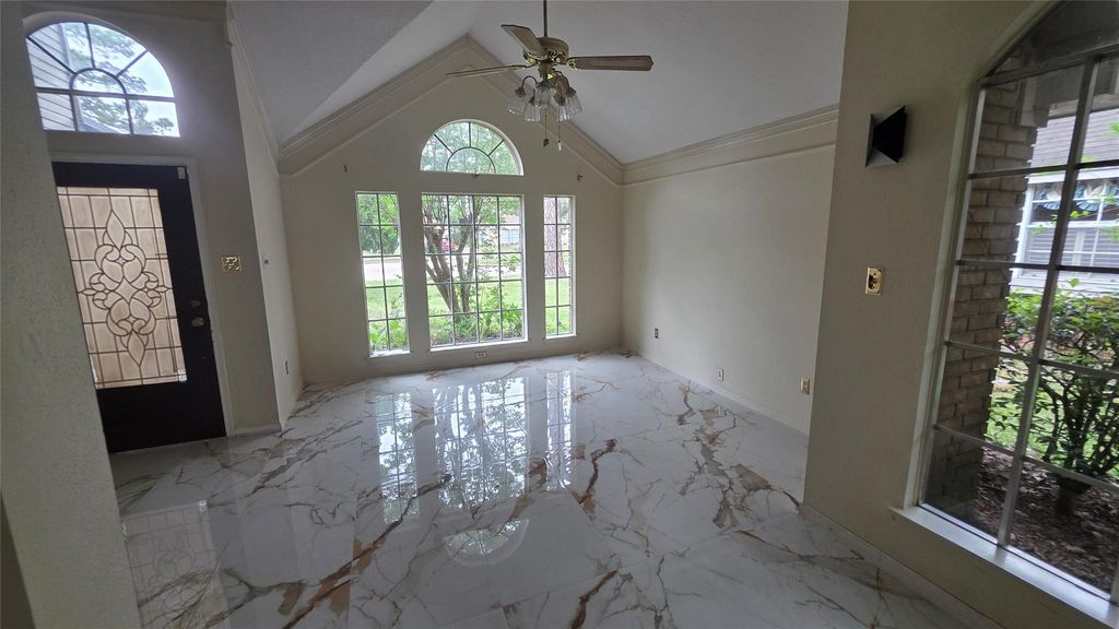 Photo of 15207 Pebble Lake Drive, Houston, TX 77095 (MLS # 7311100)