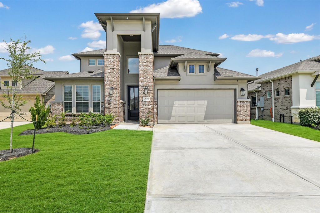 Photo of 4905 Finns Landing Street, League City, TX 77573 (MLS # 68873207)
