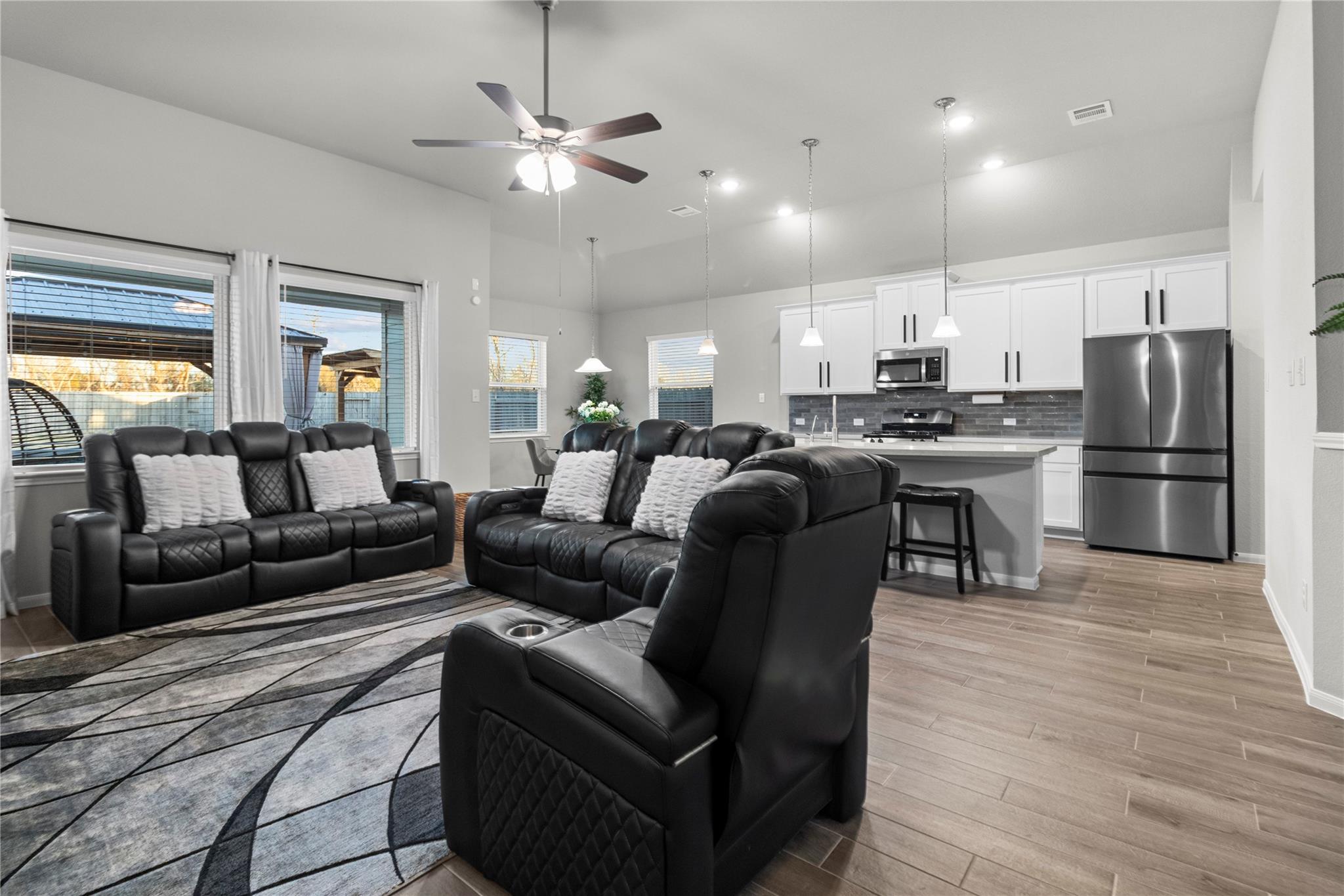 2811 Bisbee Road