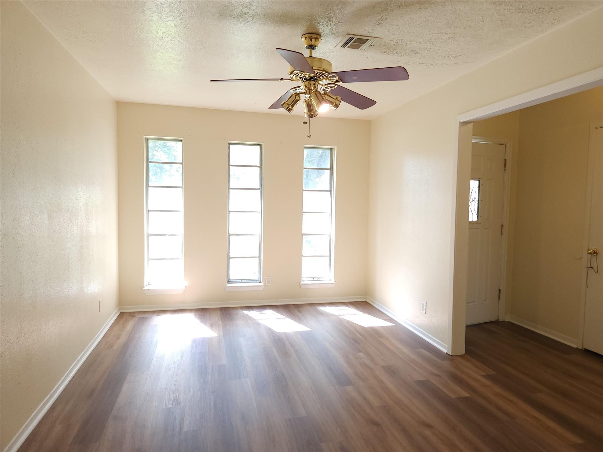 5322 Royal Oak Drive