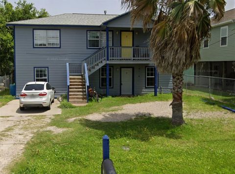 Photo of 4710 Pelican Street #1, Hitchcock, TX 77563 (MLS # 90830596)