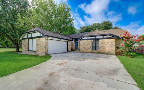 Photo of 13215 Bunker Hill Drive, Willis, TX 77318 (MLS # 35449786)