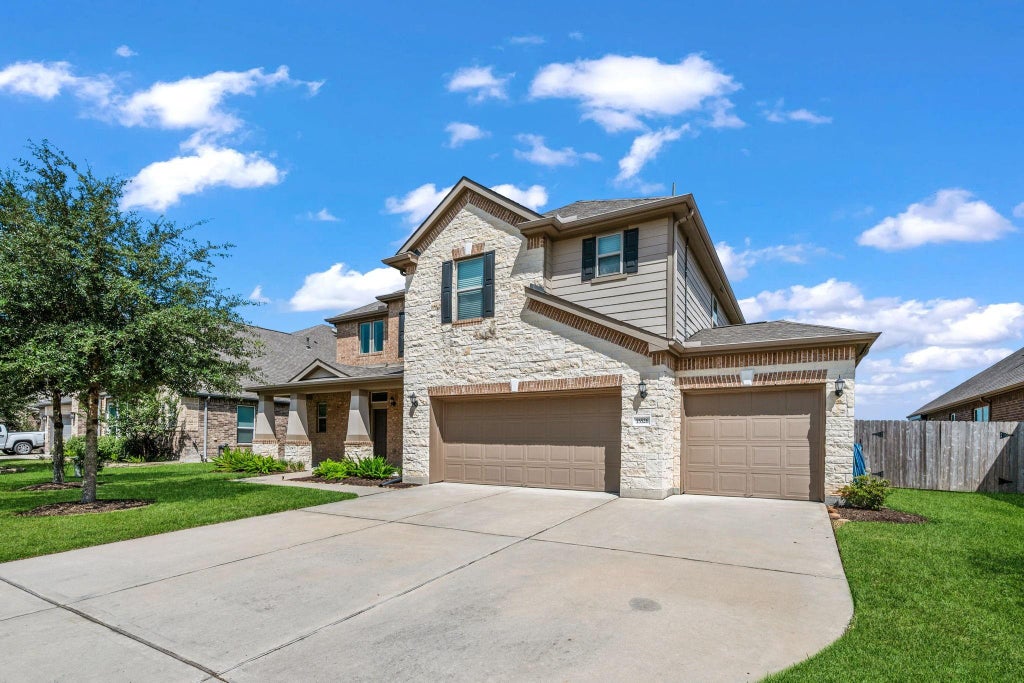 Photo of 15526 Westward Lake Lane, Houston, TX 77044 (MLS # 20180949)