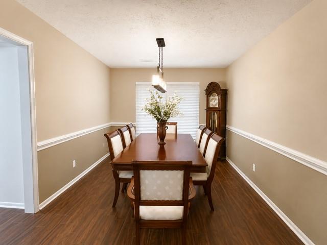 2202 Erin Glen Court
