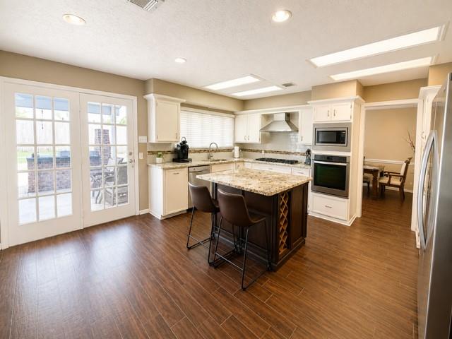 2202 Erin Glen Court