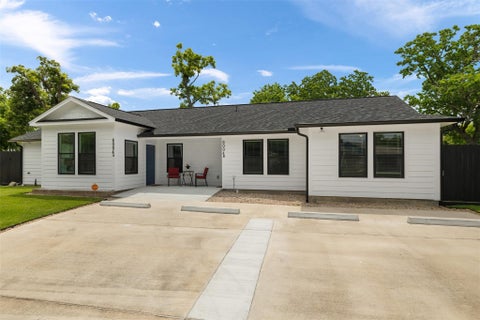 Photo of 6004 Bois D Arc Street, Houston, TX 77087 (MLS # 97996438)