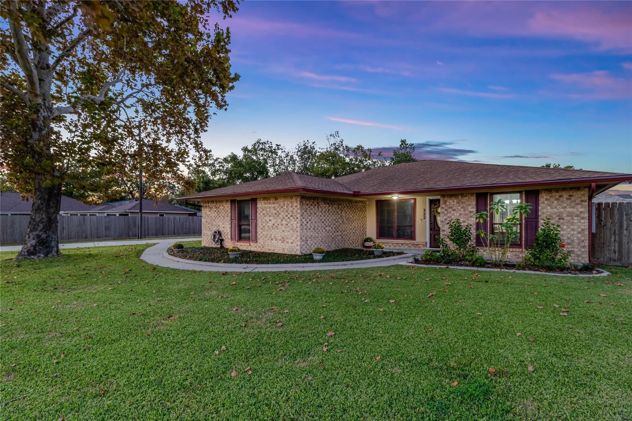 322 E Houston Street