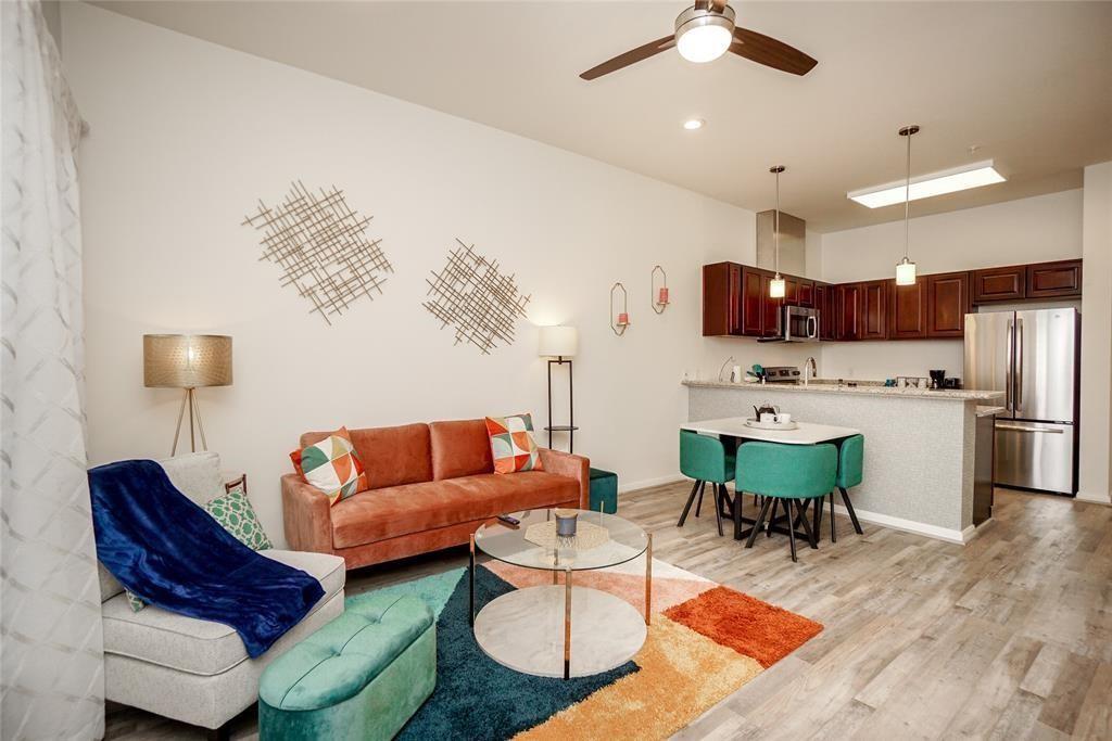 1207 Grand West Boulevard 1H