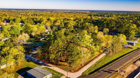 400 Hickory Street Cleveland TX 77328